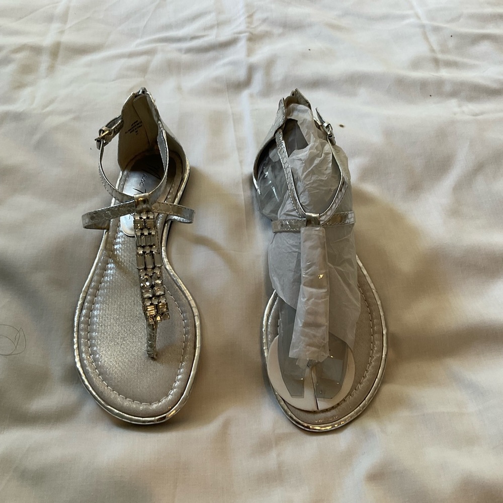Marc Fisher jeweled sandal size 6 NWOT